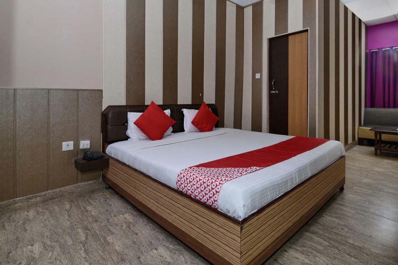 Oyo 3519 Hotel Garden Inn Varanasi Eksteriør bilde